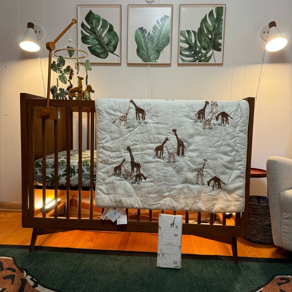 NWT Goldie giraffe
